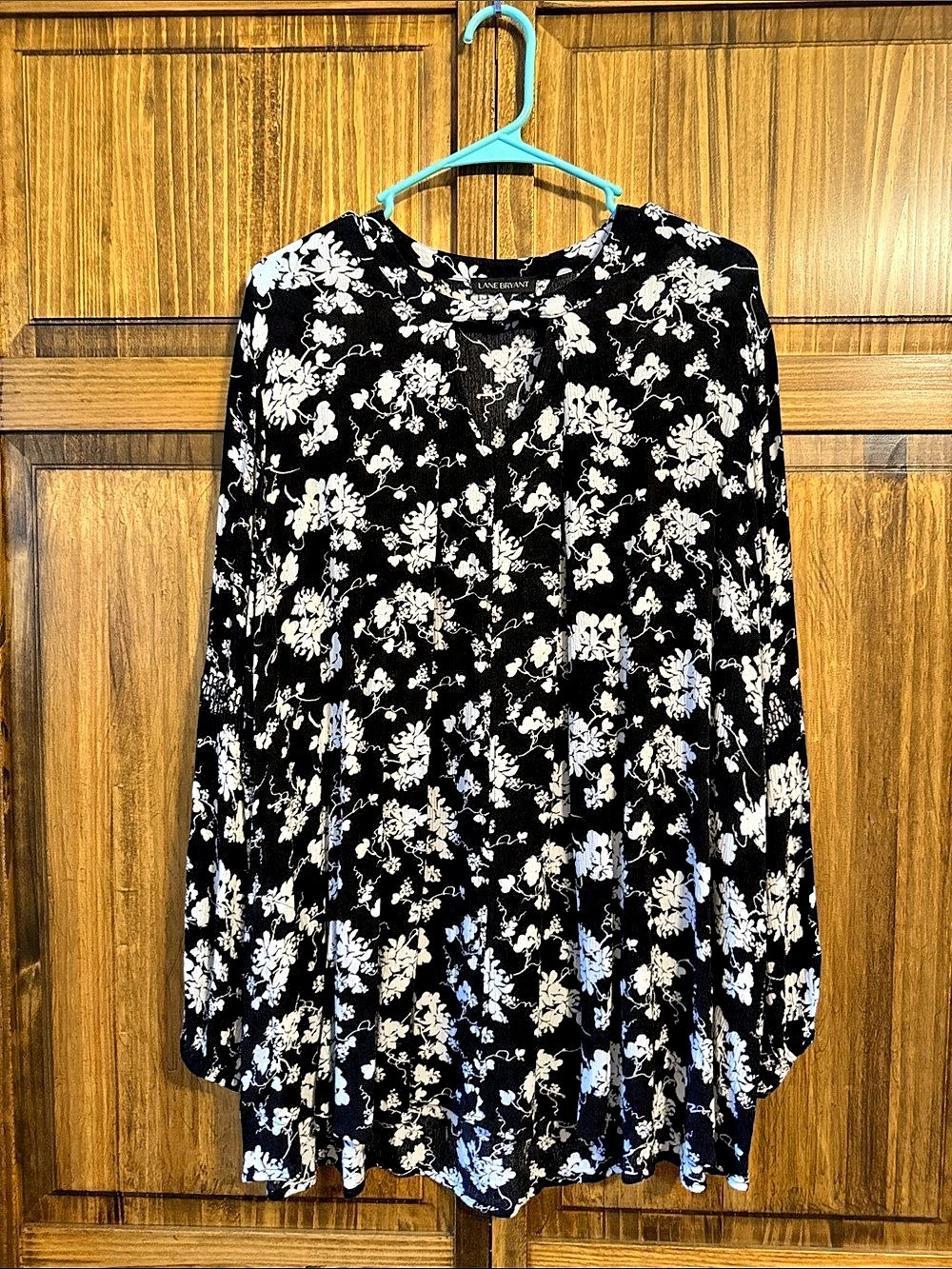 Lane Bryant Black & White Floral Long Sleeve Blouse 18/20